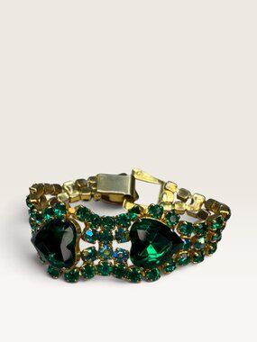 1950sGreen Heart Cut AB Crystal Rhinestone Gold Tone Bracelet 6.75" Vintage
